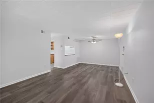 327 Ridge Point Cir, South Fayette, PA 15017 - Photo 10