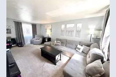 3604 Kaufmann Ave, Pittsburgh, PA 15227 - Photo 4