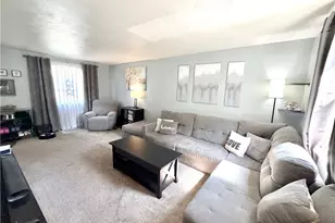 3604 Kaufmann Ave, Pittsburgh, PA 15227 - Photo 4