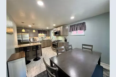 3604 Kaufmann Ave, Pittsburgh, PA 15227 - Photo 10