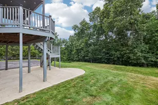 8042 Woodcreek Dr, Bridgeville, PA 15017 - Photo 42