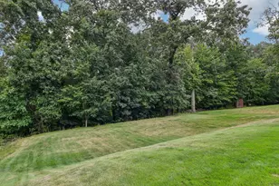 8042 Woodcreek Dr, Bridgeville, PA 15017 - Photo 44