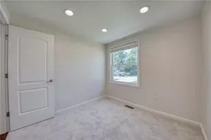 358 Toura Dr, Pittsburgh, PA 15236 - Photo 22