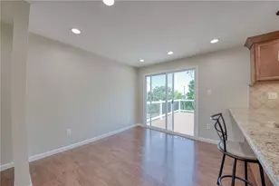 358 Toura Dr, Pittsburgh, PA 15236 - Photo 10