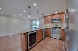 358 Toura Dr, Pittsburgh, PA 15236 - Photo 16