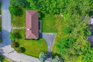 430 Sangree Rd, Ross Twp, PA 15237 - Photo 4