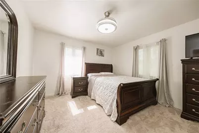 430 Sangree Rd, Ross Twp, PA 15237 - Photo 18