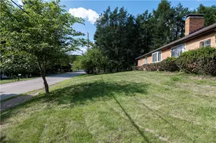 430 Sangree Rd, Ross Twp, PA 15237 - Photo 32