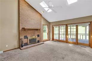 117 Sika Dr, Pittsburgh, PA 15239 - Photo 18