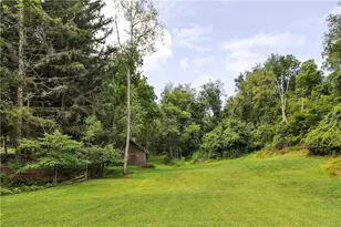 117 Sika Dr, Pittsburgh, PA 15239 - Photo 8