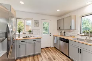 6340 Helen St, South Park, PA 15129 - Photo 12