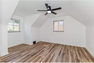 6340 Helen St, South Park, PA 15129 - Photo 18