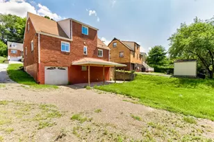 6340 Helen St, South Park, PA 15129 - Photo 32