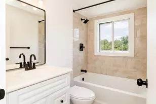 6340 Helen St, South Park, PA 15129 - Photo 20