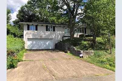 63 Roosevelt Dr, North Union Township, PA 15401 - Photo 2
