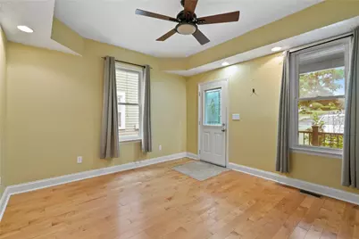 421 Beaver St, Mars, PA 16046 - Photo 4