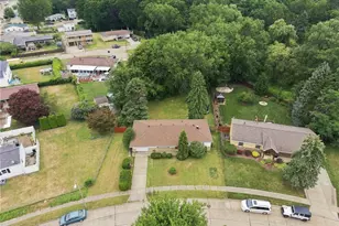 3203 Regis Dr, Erie City, PA 16510 - Photo 2