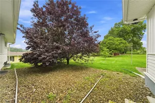 529 Cochran Dr, Hempfield Township, PA 15601 - Photo 18
