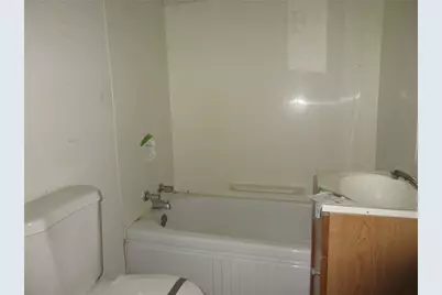 955 Buena Vista St, Canton Township, PA 15301 - Photo 14