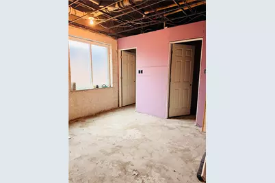 1325 5th Ave, Coraopolis, PA 15108 - Photo 6
