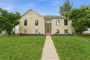 551 Rosedale St, Pittsburgh, PA 15208 - Photo 1