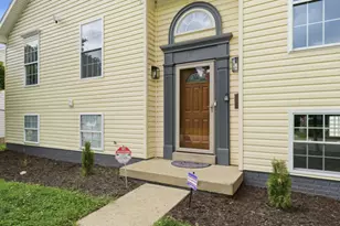 551 Rosedale St, Homewood Brushton, PA 15208 - Photo 2