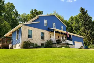1109 S Grandview St, Youngwood, PA 15697 - Photo 1