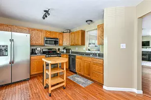 311 Fairfax Ct, Seven Fields Boro, PA 16046 - Photo 10