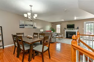 311 Fairfax Ct, Seven Fields Boro, PA 16046 - Photo 4