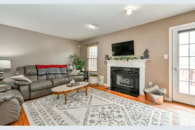 311 Fairfax Court, Seven Fields Boro, PA 16046 - Photo 6