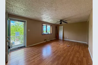 4503 Mapledale Dr, Homestead, PA 15120 - Photo 10