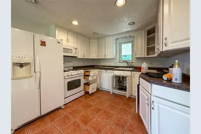 4503 Mapledale Dr, Homestead, PA 15120 - Photo 14