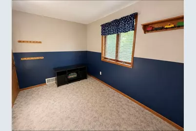 1356 Martin Road, Kiskiminetas Township, PA 15613 - Photo 18