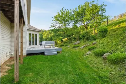 327 Sugar Run Road, Franklin Township, PA 15370 - Photo 28