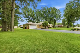 2229 King Dr, Hermitage, PA 16148 - Photo 32