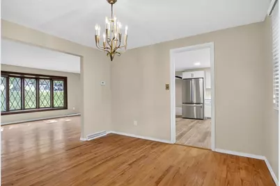 219 Main Entrance Dr, Pittsburgh, PA 15228 - Photo 6