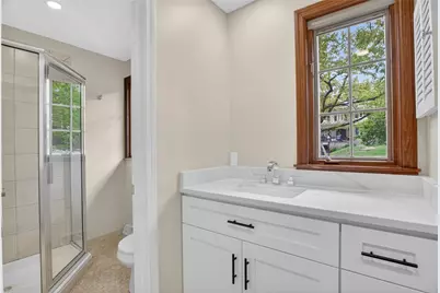 219 Main Entrance Dr, Pittsburgh, PA 15228 - Photo 20