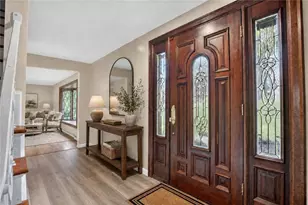 219 Main Entrance Dr, Pittsburgh, PA 15228 - Photo 2