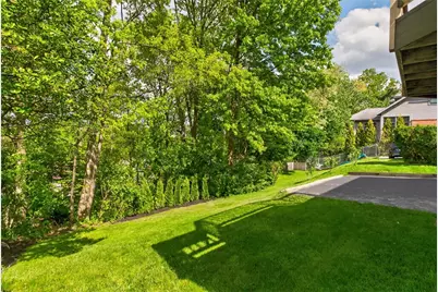 219 Main Entrance Dr, Pittsburgh, PA 15228 - Photo 38