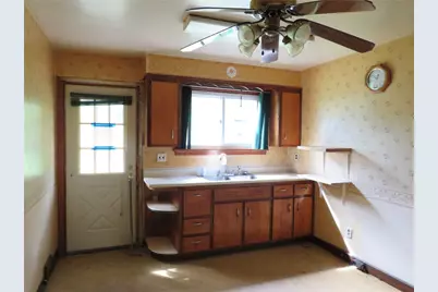 545 Park Ave, Monongahela, PA 15063 - Photo 8