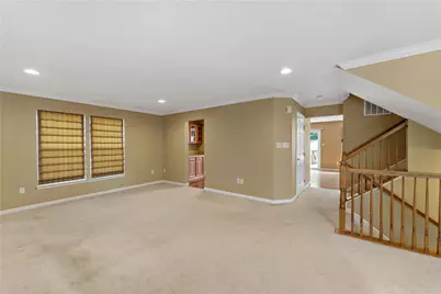 1501 Michael Dr, Pittsburgh, PA 15227 - Photo 6