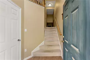 1501 Michael Dr, Pittsburgh, PA 15227 - Photo 2
