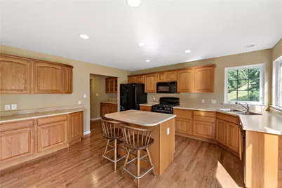 1501 Michael Dr, Pittsburgh, PA 15227 - Photo 10