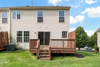 1501 Michael Dr, Pittsburgh, PA 15227 - Photo 32