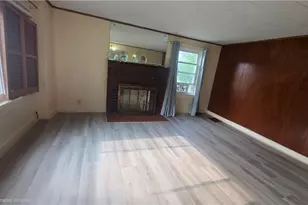 115 Conneaut Lake Rd, Hempfield Township, PA 16125 - Photo 6