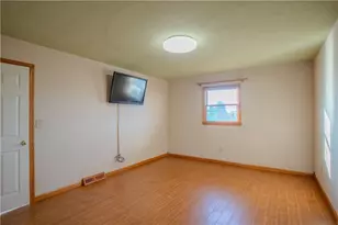 207 Buchanan Dr, Masontown, PA 15461 - Photo 18