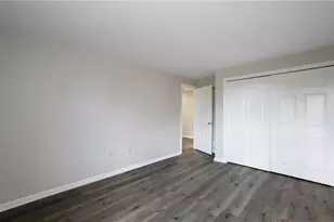 402 Royal Ct, Pittsburgh, PA 15234 - Photo 30