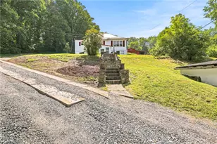 412 E Jackson St, Johnstown, PA 15909 - Photo 2