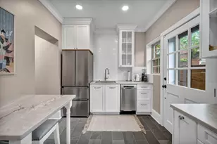 928 Bellefonte St, Pittsburgh, PA 15232 - Photo 6