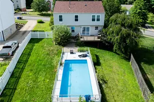 1421 Sandstone Dr, West Deer, PA 15084 - Photo 2